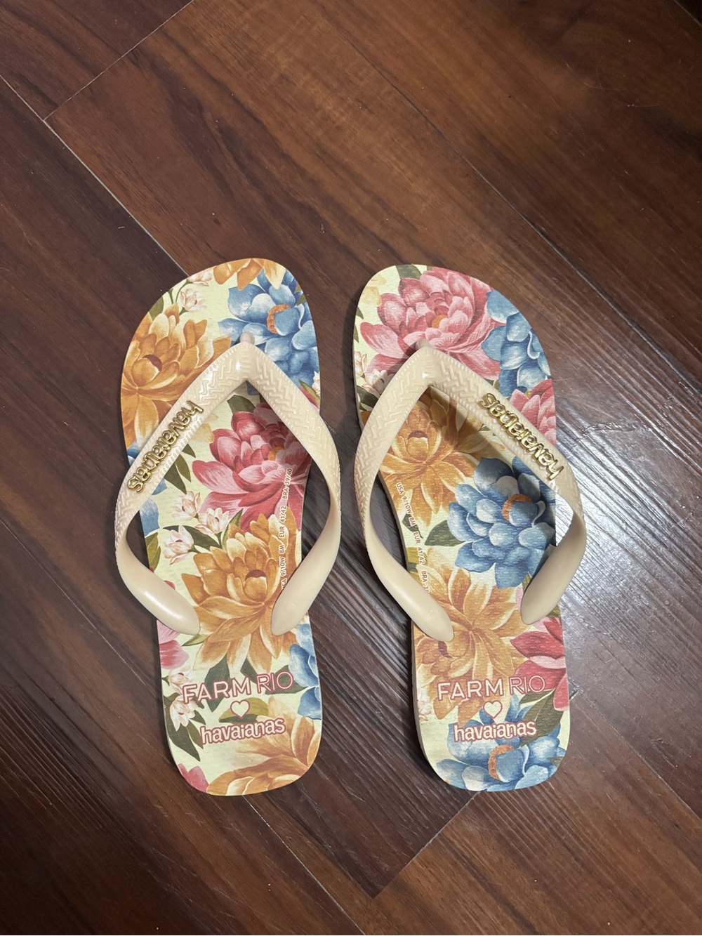Havaianas Floral Flip Flops in Beige, Blue, Pink, Yellow